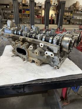 7grrh-b17 Toyota 3.5 V6 Cylinder Head And Camshafts