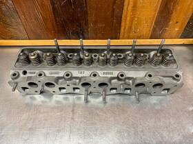 218227 Triumph Tr6 Original Engine Cylinder Head #218227. Used. T8535