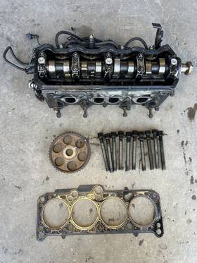 H14023d Volkswagen 1985-1992 Golf Cylinder Head Assembly Oem