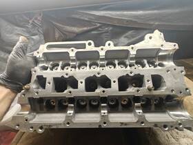 31401130 Volvo Oem 2.0l T6 T8 Cylinder Head Freshly Machined Valves Inc