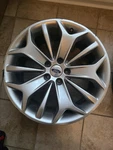 2013-2019 Ford Taurus 19" Wheel Oem. Fixed Price $161.00.